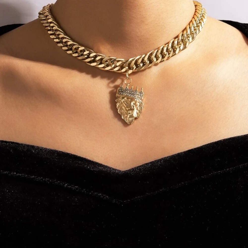 Gold necklace